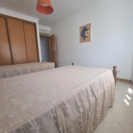 Apart. T2 Baixa