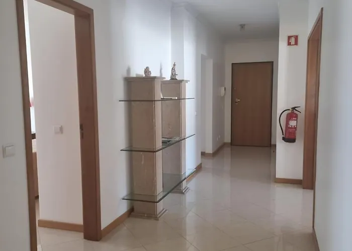 Apart. T2 Baixa